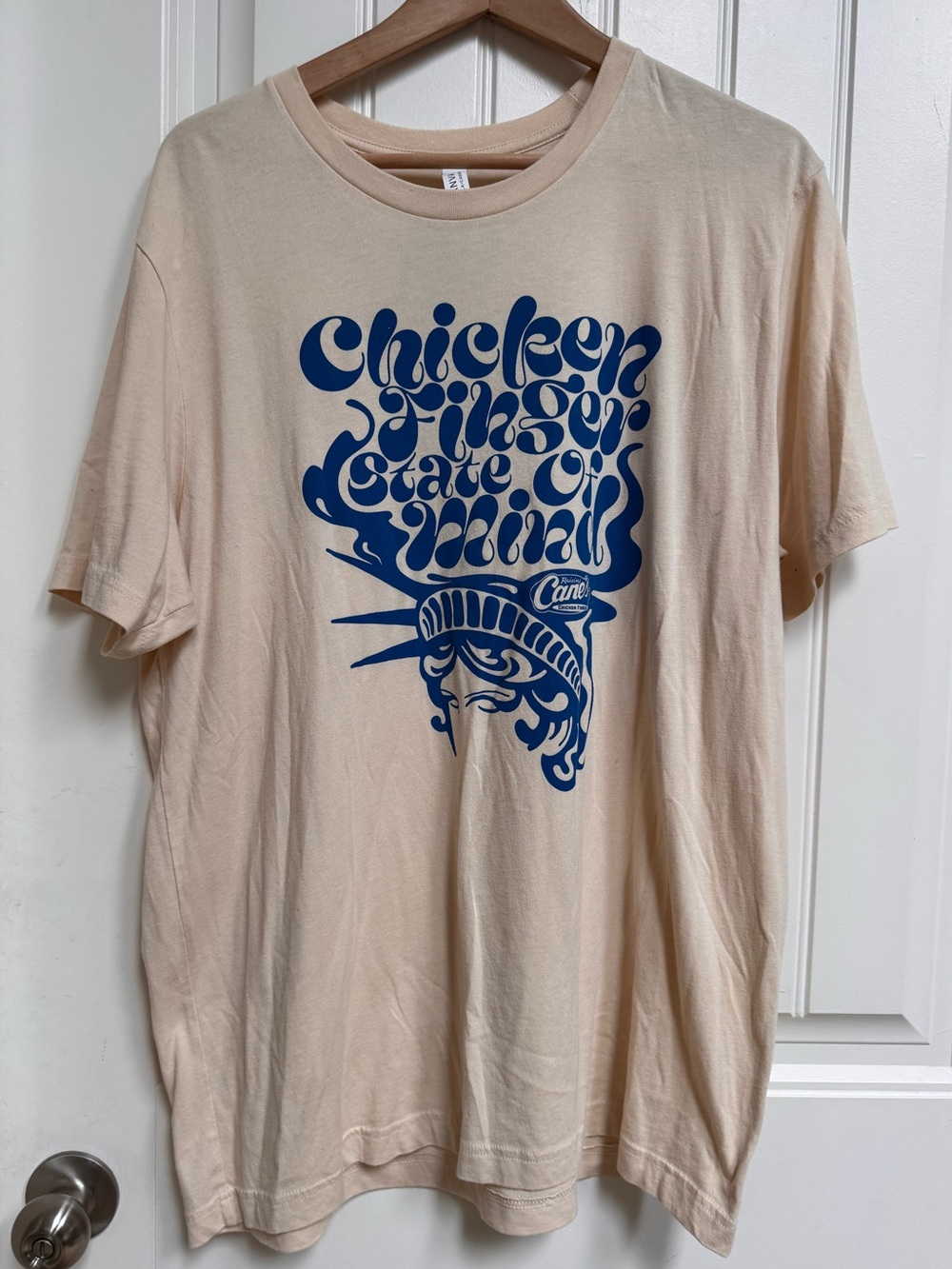 NWOT Raising Cane’s Times Square Graphic T Shirt. Size XL